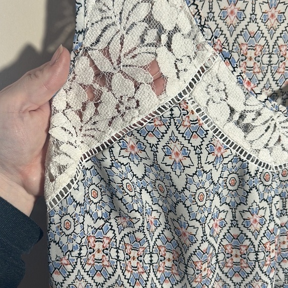 Zac‎ & Rachel Paisley Lace Trim Career Top | 1X - Picture 4 of 6